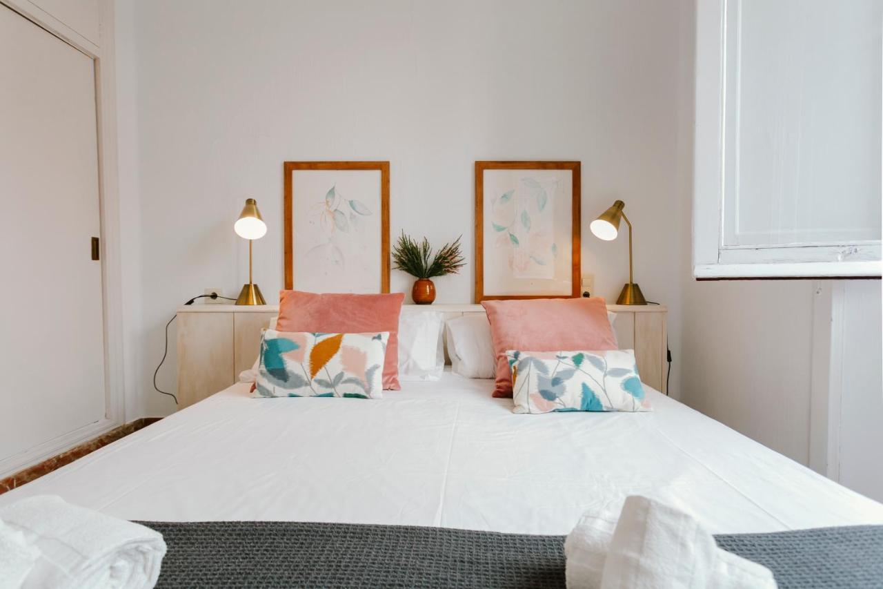Bright And Cozy-1Bd 1Bth & 2Bd 1Bth- La Giralda Sevilha Exterior foto