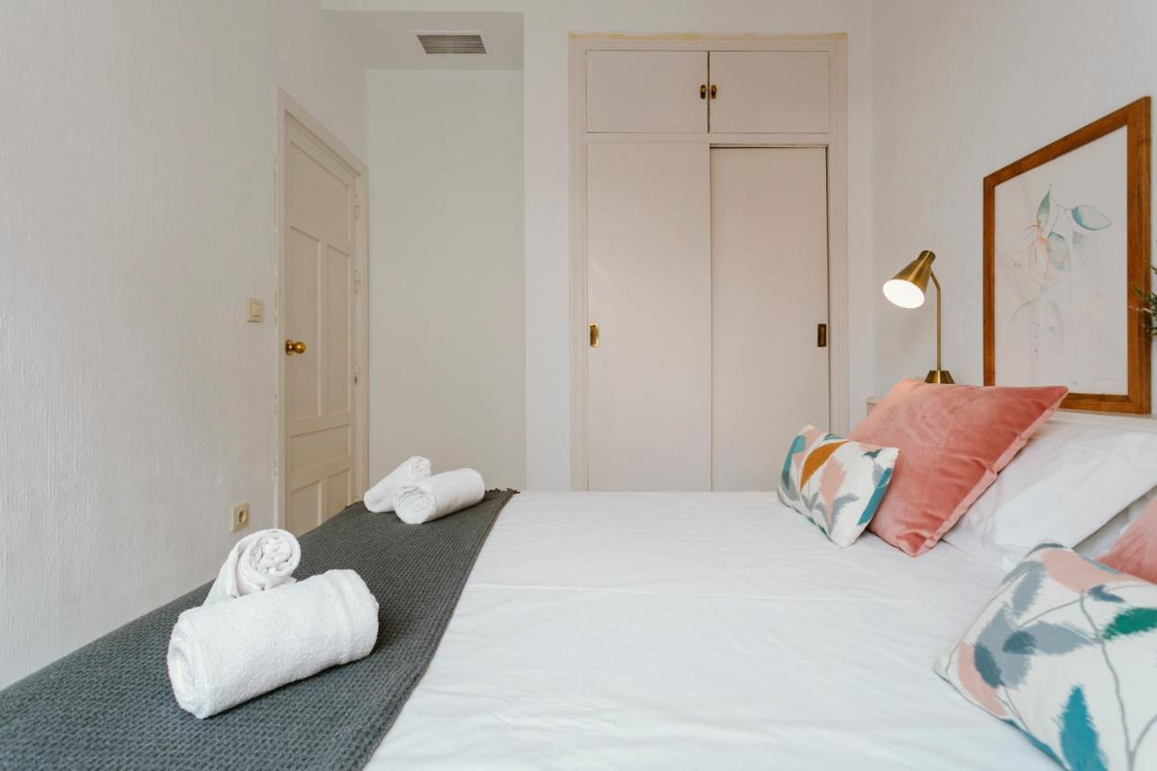 Bright And Cozy-1Bd 1Bth & 2Bd 1Bth- La Giralda Sevilha Exterior foto