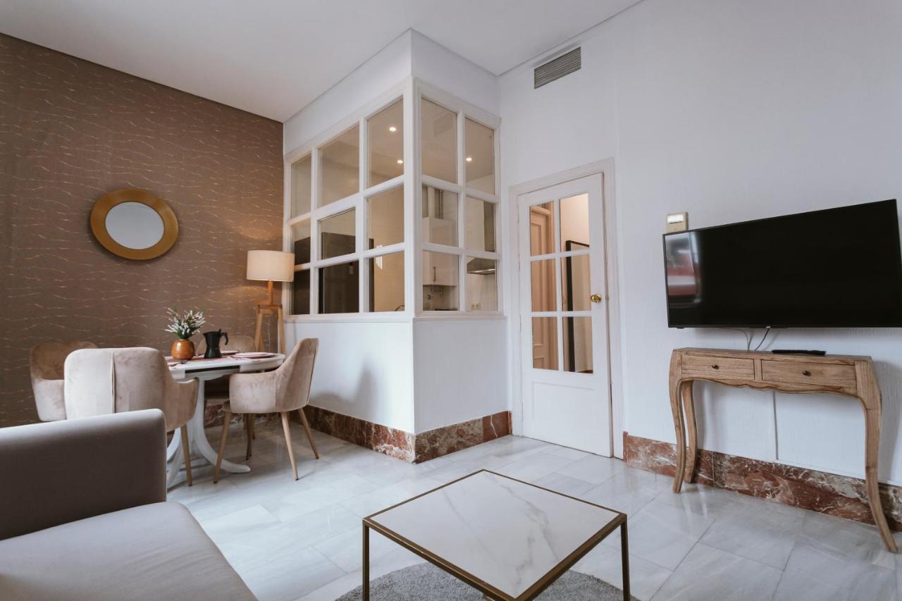 Bright And Cozy-1Bd 1Bth & 2Bd 1Bth- La Giralda Sevilha Exterior foto